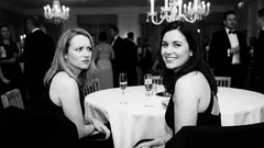 8 Anzeichen, dass dich jemand beneidet: versteckter Neid